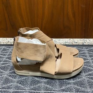 Eileen Fisher sport sandal sz 9.5
